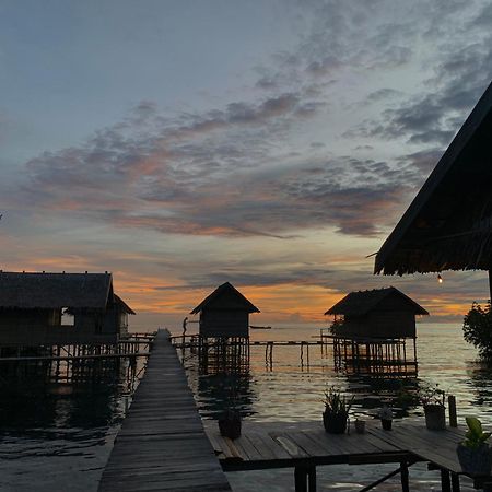 Nyanse Homestay - Raja Ampat Besir Екстериор снимка