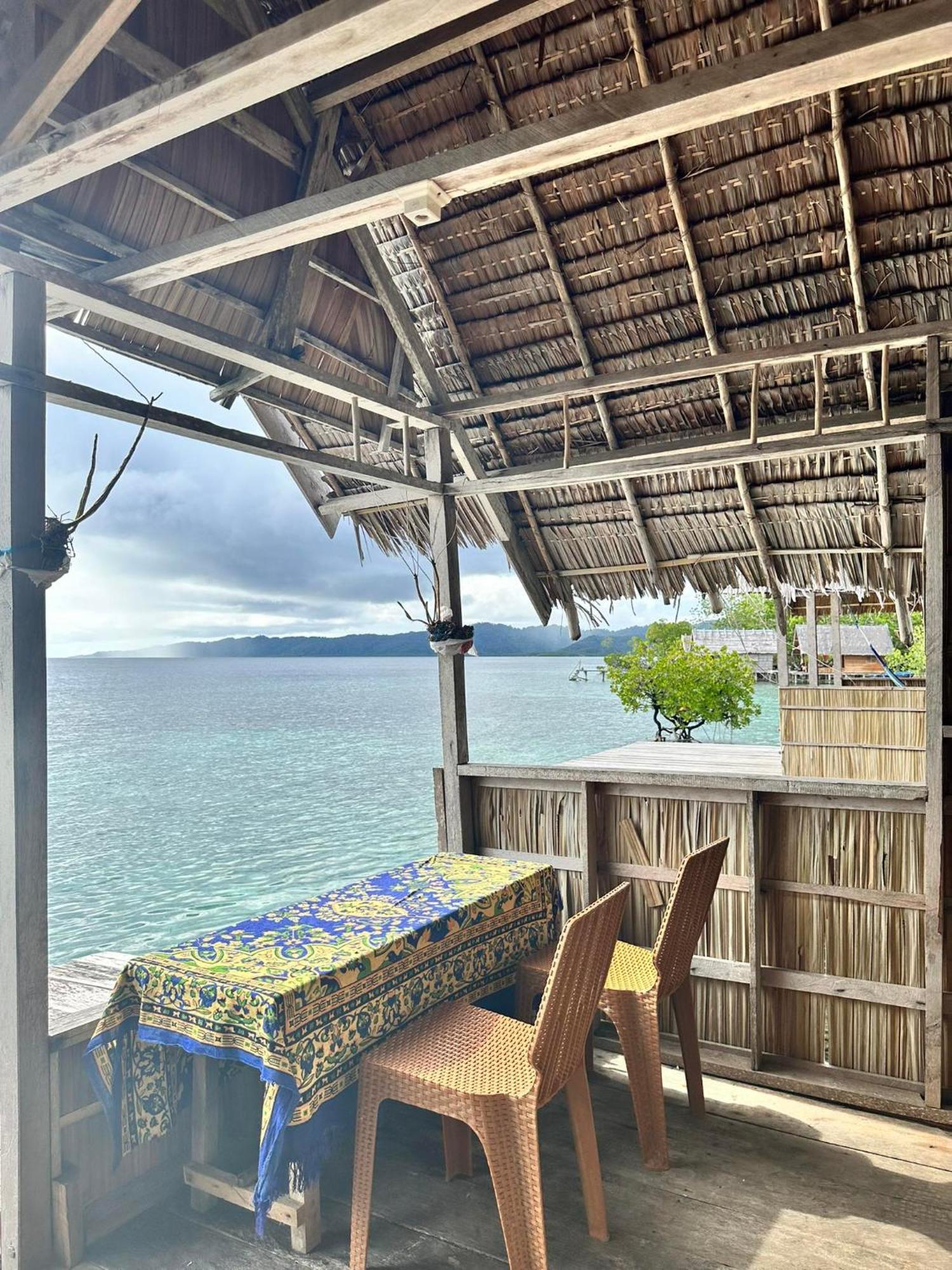 Nyanse Homestay - Raja Ampat Besir Екстериор снимка