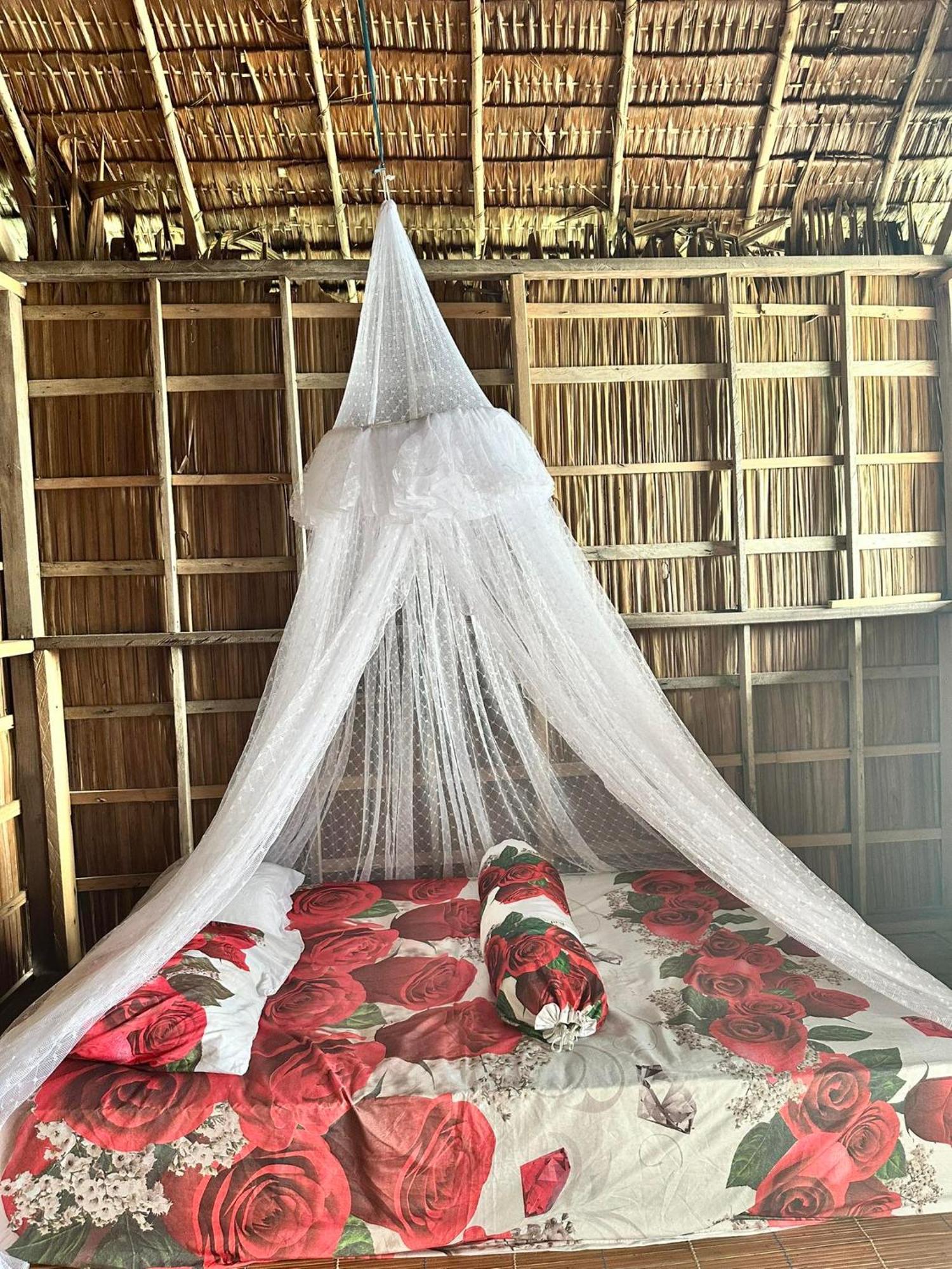 Nyanse Homestay - Raja Ampat Besir Екстериор снимка