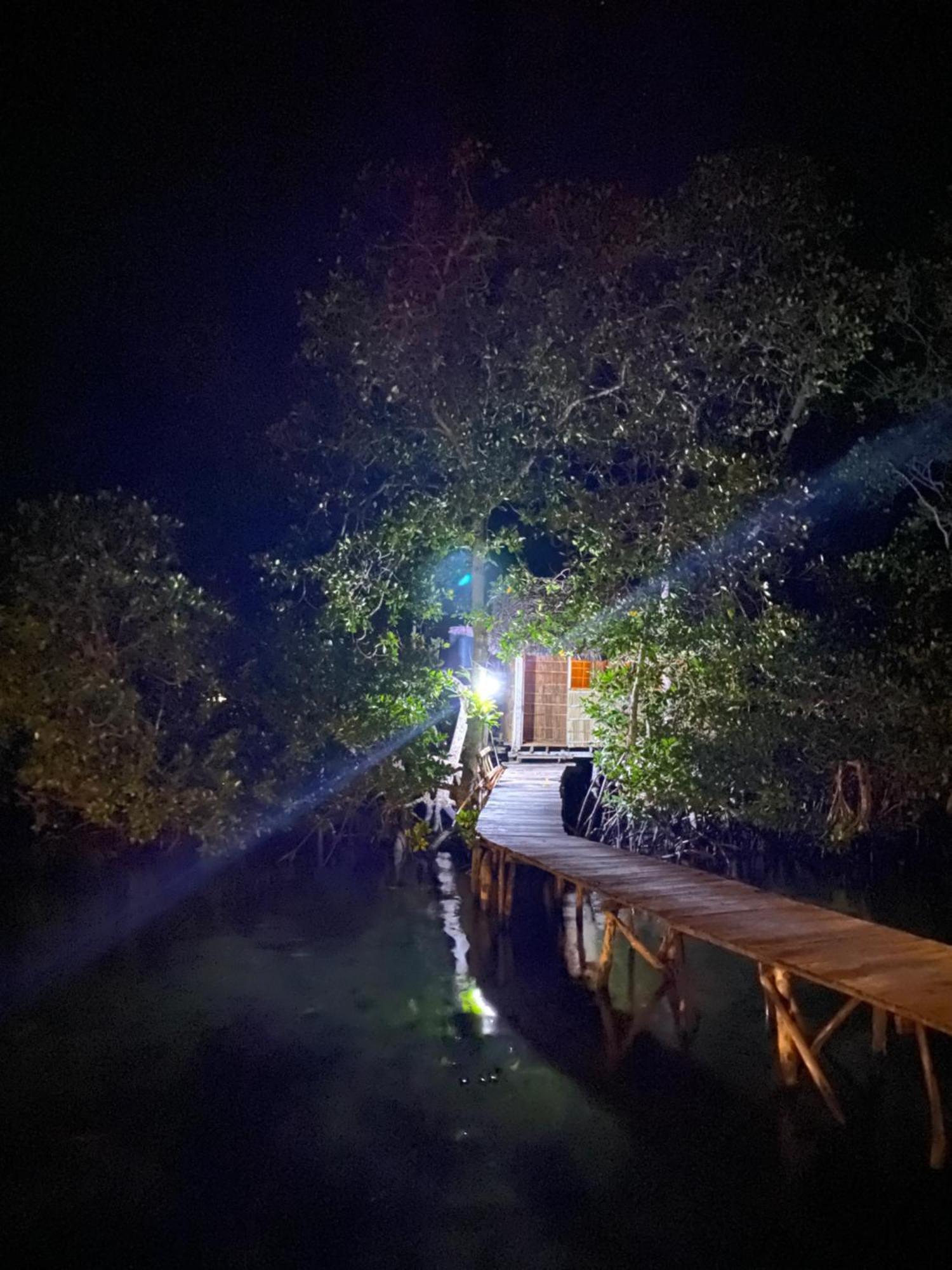 Nyanse Homestay - Raja Ampat Besir Екстериор снимка