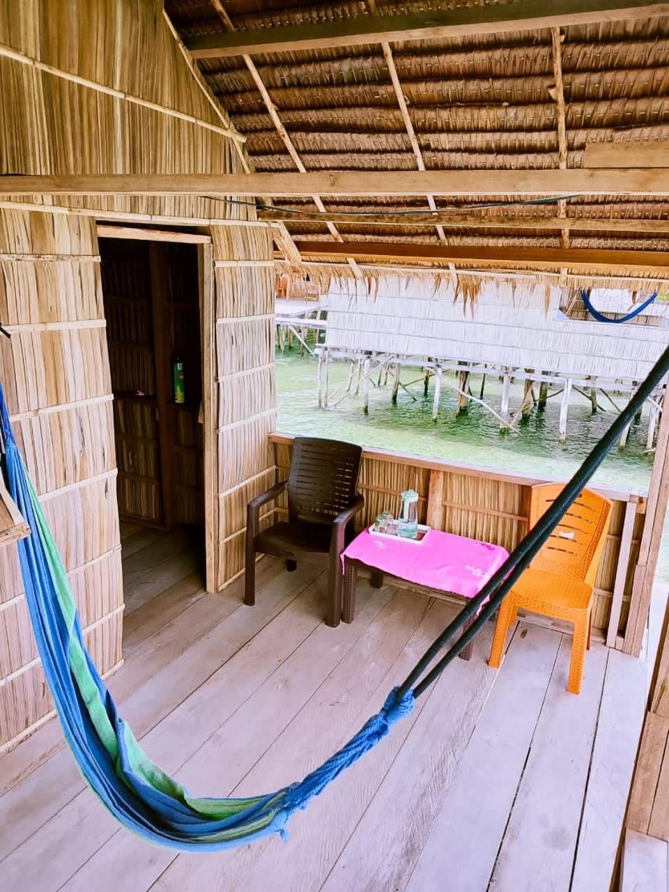 Nyanse Homestay - Raja Ampat Besir Екстериор снимка
